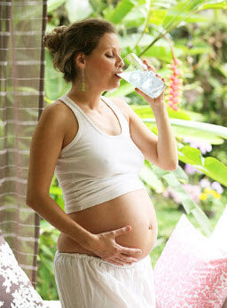 Hot weather and high body temperature during pregnancy